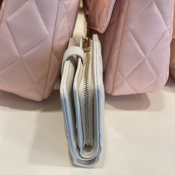 Kate Spade Carey Medium Compartment Bifold Wallet 
COLOR: Parchment - Picture 5 of 16